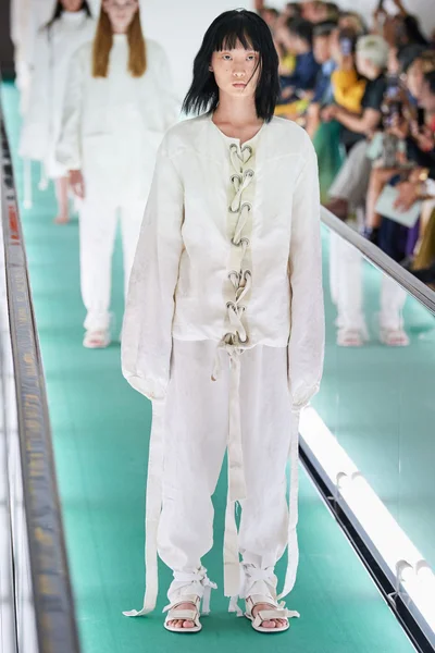 Look 92